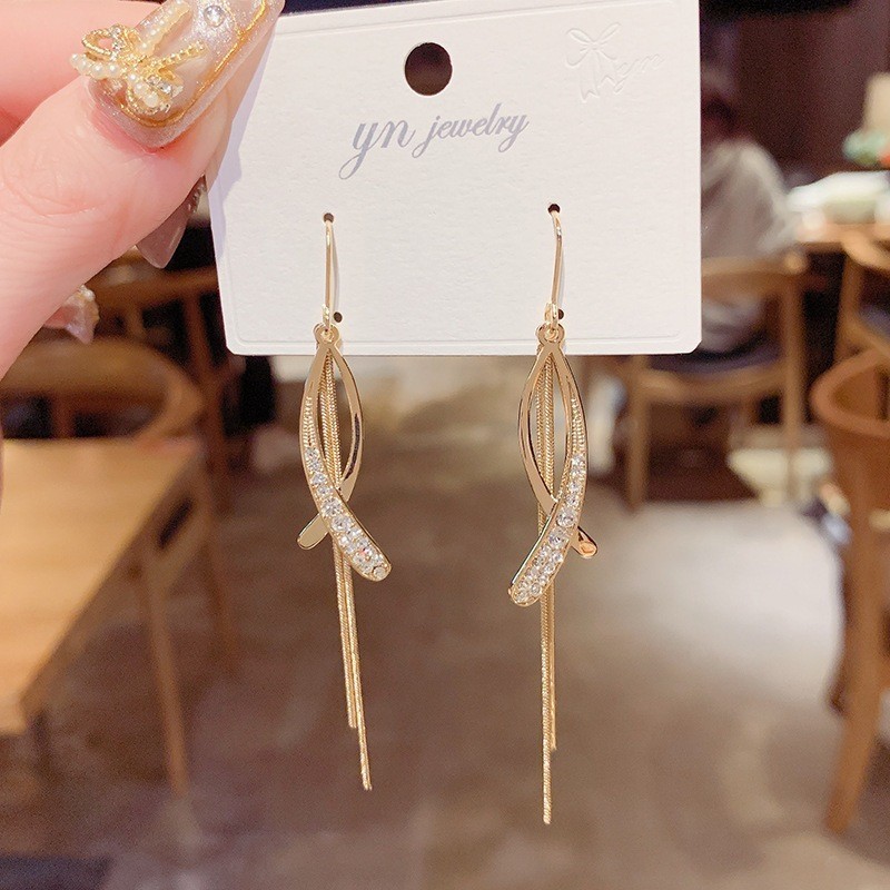 Anting Panjang Korea Wanita Model Juntai Warna Gold Emas Giwang Hijab Jilbab Hook Earrings Fashion A