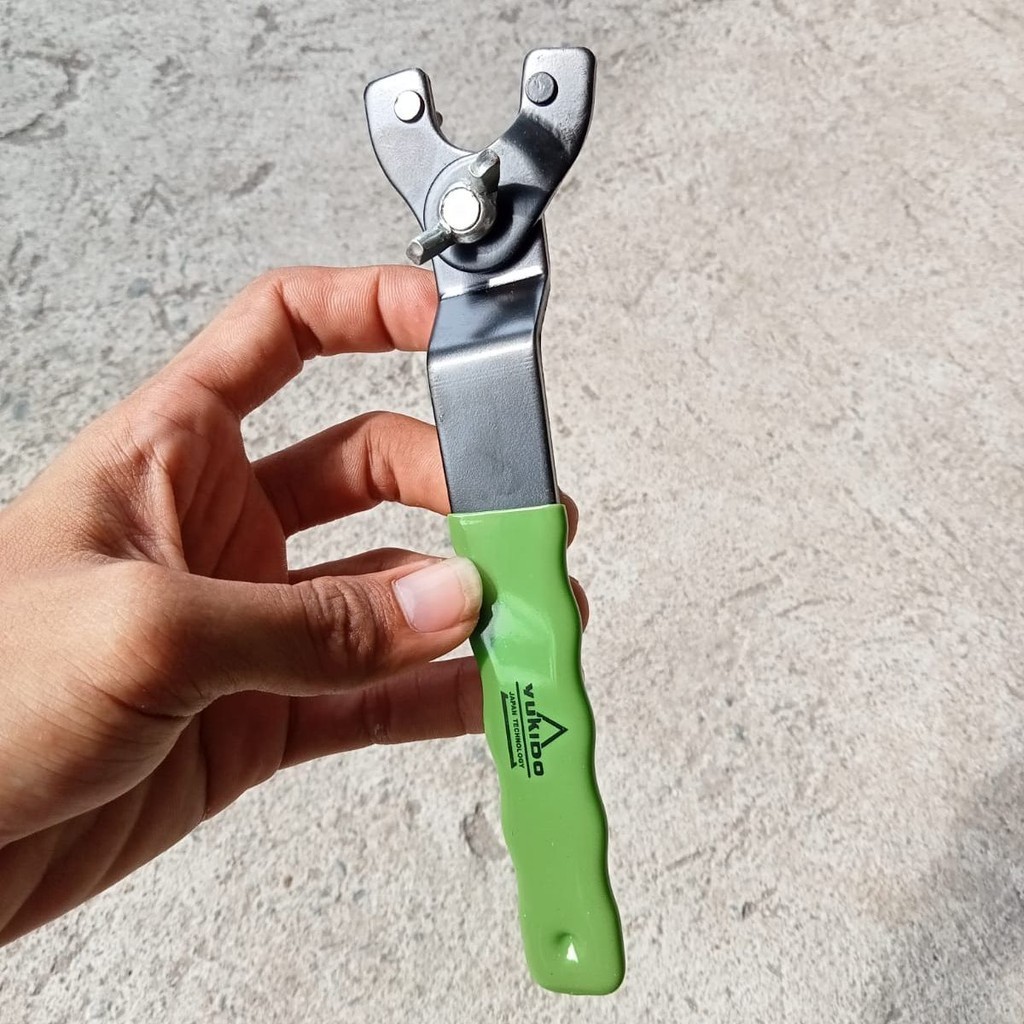 

Alat Pembuka mata gerinda tangan Universal /Alat Kunci Mesin Gurinda Maktec Makita Bosch dll