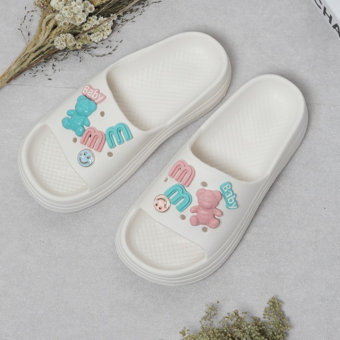 Terbaru Koleksi Sandal Slop Karet Wanita SISTERS BEAR BABY M - Sendal Karet Baim Cewek - Putih, 36