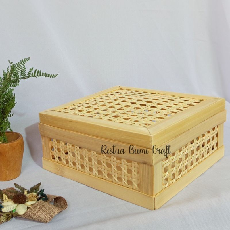 

R wadah hampers keranjang motif rotan segi enam hexagonal hantaran25x25x12cm /hantaran/nikahan/seserahan/hampers/bingkisan/wedding/hadiah/giftbox/keranjang/wadah makanan/gift/sembako/roti/cake/nasi/catering/nasi box/food/lamaran/tradisi/craft