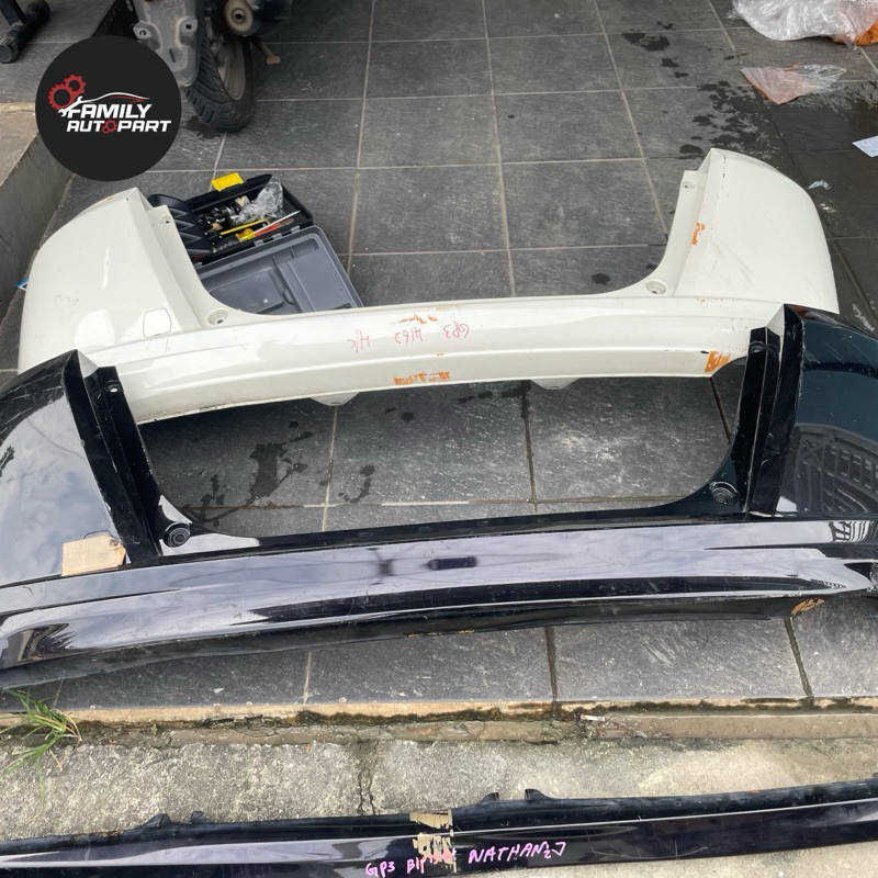 Rear bumper/bumper belakang original honda FREED Hybrid