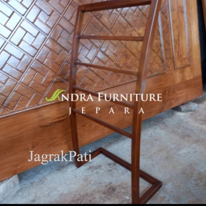 gawangan kain minimalis gawangan kain batik ukiran,gantungan kain JP456