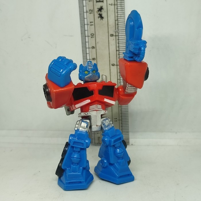 Figure 3' Playskool Heroes Transformers Rescue Bots Optimus Prime