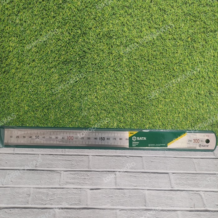 

SATATOOLS PENGGARIS BESI STAINLESS 300 MM 91402 - STEEL RULES 300 MM