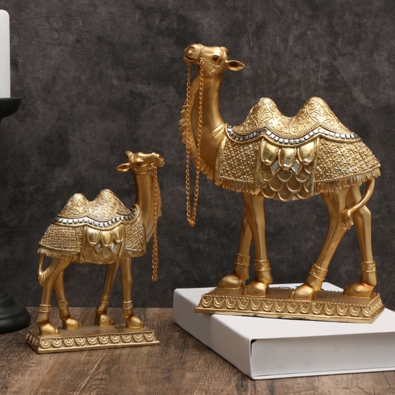 Mi.more Hiasan Unta Emas / Miniatur Unta Dekorasi / Camel Polyresin Decoration