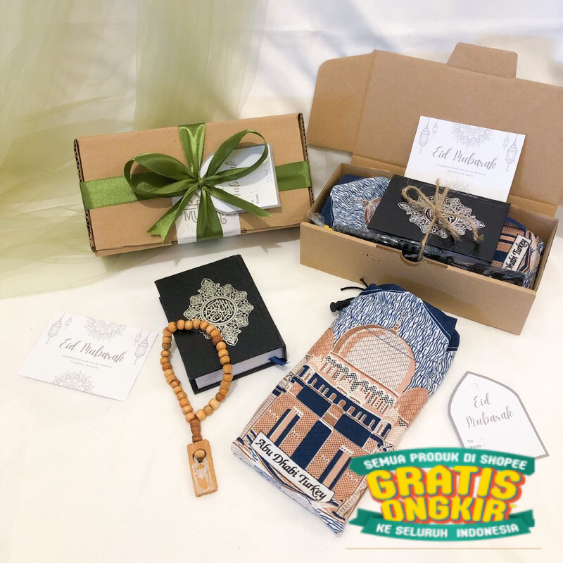 Gift Box Sajadah Travel + Al-Qur'an / Kado Ulang Tahun / Hadiah Pernikahan / Kado Wisuda / Hampers /