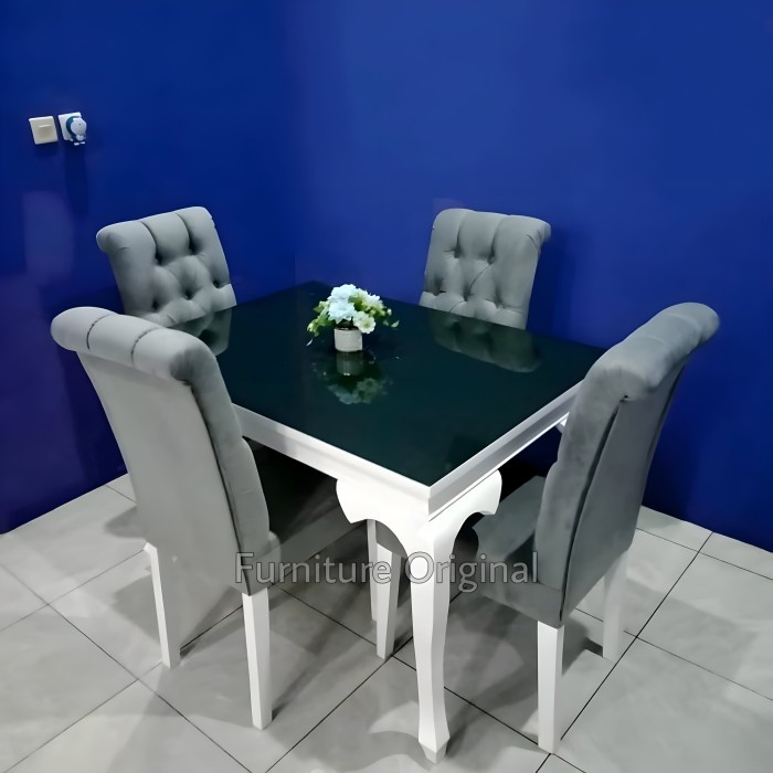 Meja Makan 4 Kursi warna Grey Cat Mobil Duco Tipe Minimalis Plus Kaca - Kursi Satuan