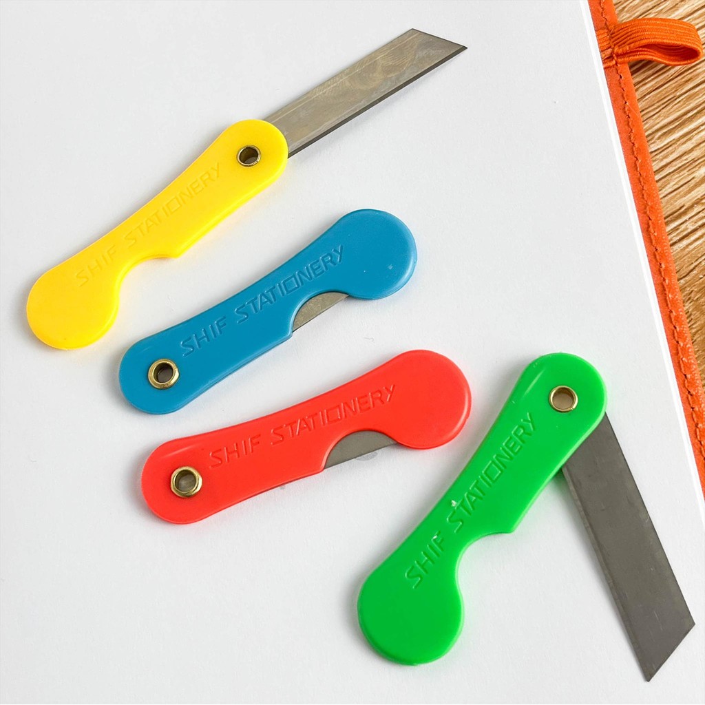 

Cutter Lipat / Pisau Cutter Kecil Lipat / Cuter Warna Mini