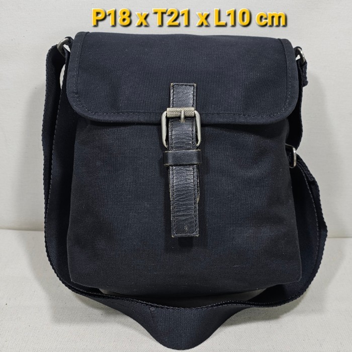 Agnes B Voyage japan original mini sling shoulder bag unisex tas selempang bahu unisex black nylon m