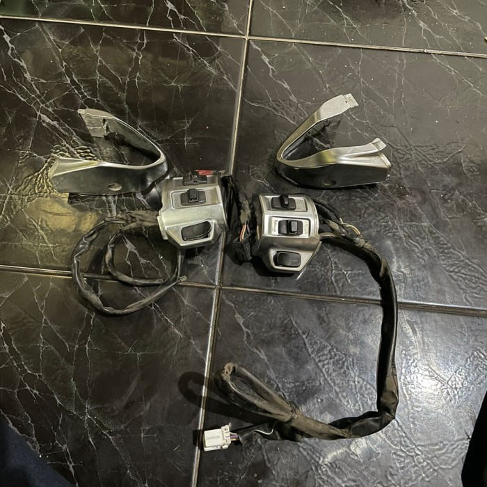 saklar set vespa matic sprint primavera