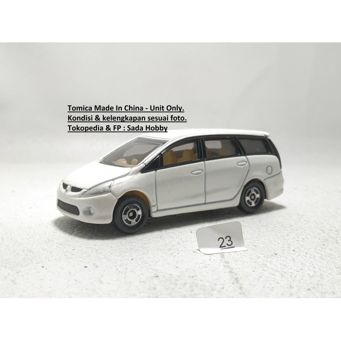 Tomica 27 Mitsubishi Grandis Putih Unit Only