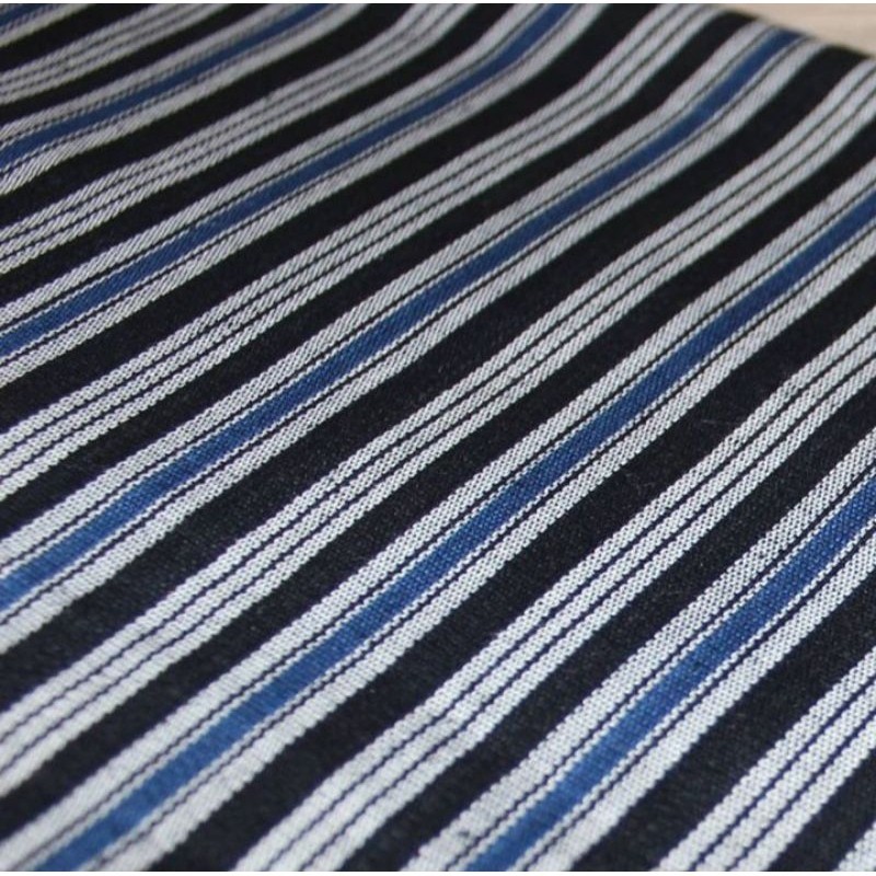 LURIK Kain Lurik Biru Hitam Putih