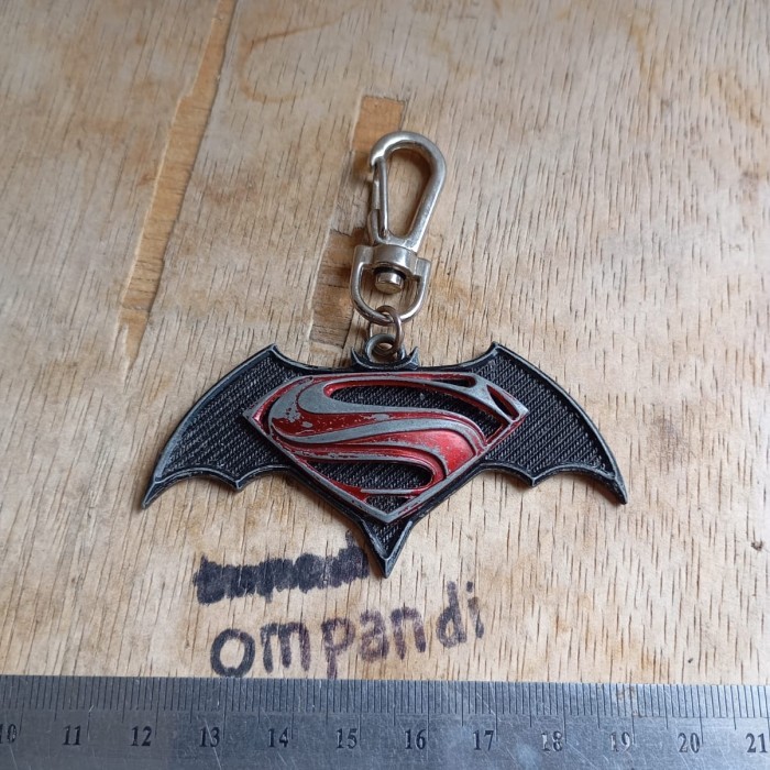 BB99 mainan aksesoris batman Superman