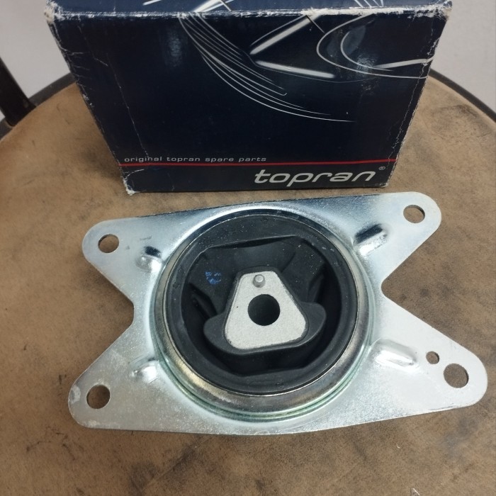 Part Engine mounting dudukan mesin kiri CHEVROLET ZAFIRA
