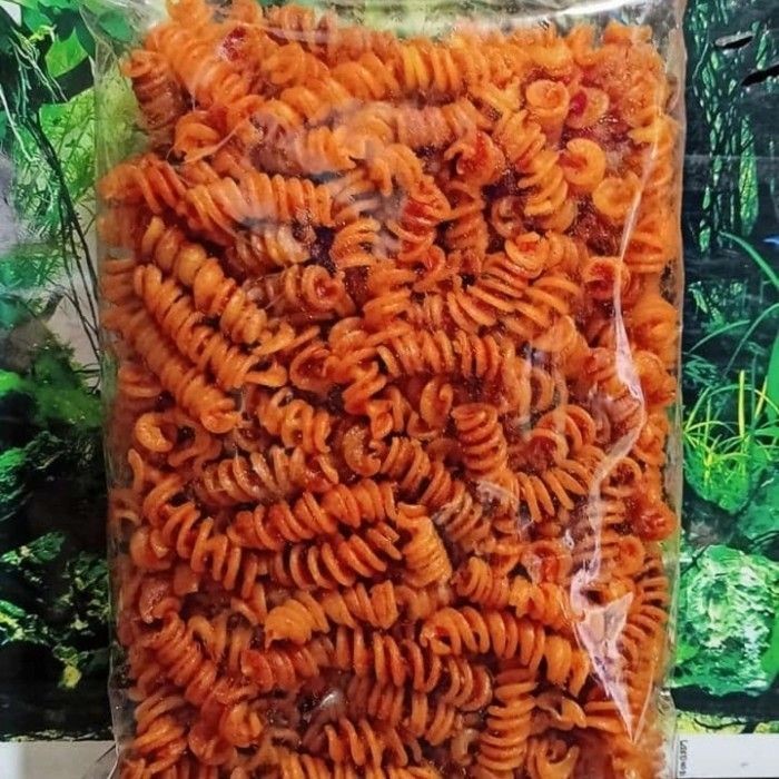 

[ SIAP KIRIM ] MAKARONI SPIRAL PEDAS 1KG | MAKARONI RENYAH - PEDAS - BUMBU MELIMPAH EXTRA DAUN JERUK
