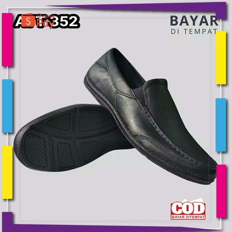 UKURAN SIZE 37 38 39 40 41 42 43 44 45 / Sepatu Pantofel Pria Karet Sankyo SAB 352