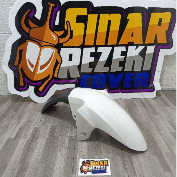 Win - Spakbor Depan Yamaha R15 Old V1 V2 Putih Slebor