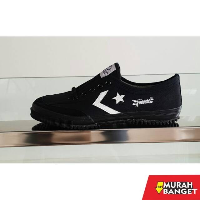 Sepatu olahraga- SEPATU KODACHI 8119 BINTANG HITAM/SEPATU SEKOLAH KODACHI BINTANG ORIGINAL/sepatu se
