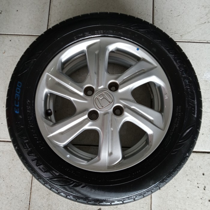 Velg mobil second oem Honda Brio Satya Ring 14 ban Dunlop enasave 175 65 r14