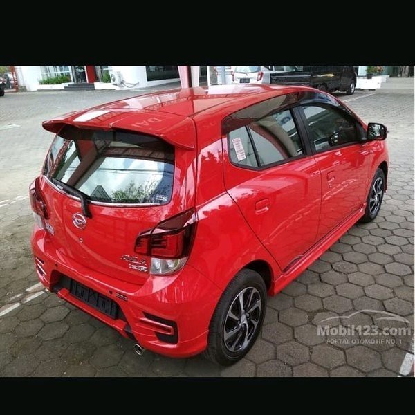 bamper BODYKIT ayla 2018 .