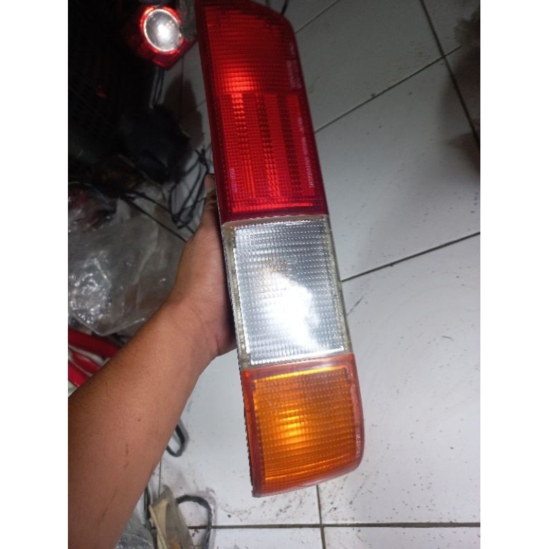 Stop Lamp Lampu Belakang Cery futura  Cerry1,5 Mini bus Original