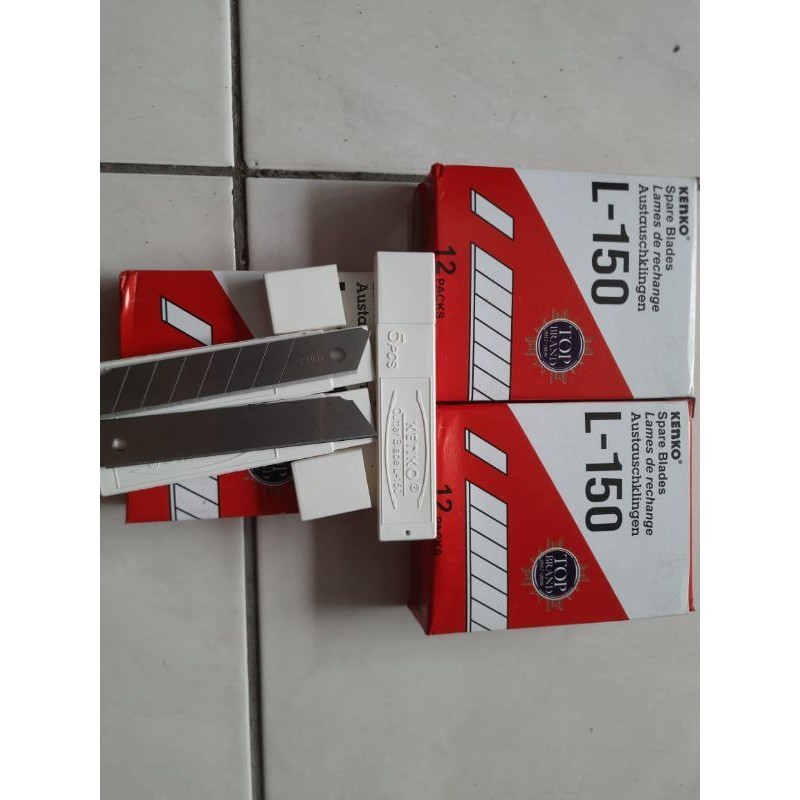 

Isi Cutter L-150 Kenko | Isi Cutter Besar 1 tube 5 pisau cutter