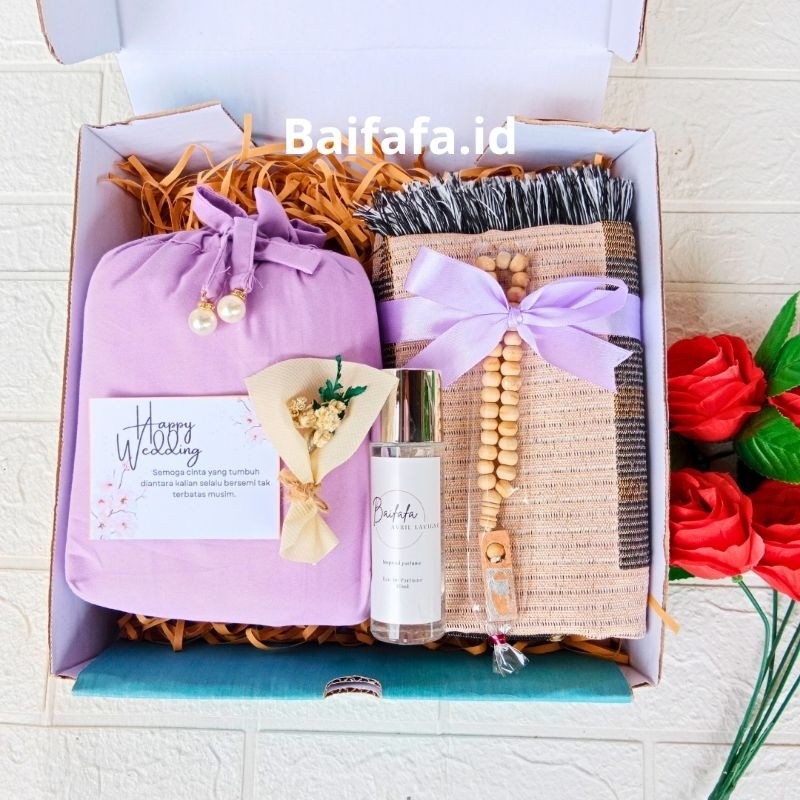 

Hampers Mukena Dewasa mix Sajadah / Hampers Lebaran / Kado pernikahan/ langsung proses