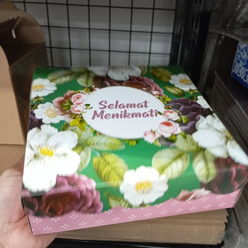 

DUS R10B 310 BUNGA PINK 22X22 (10 LEMBAR)