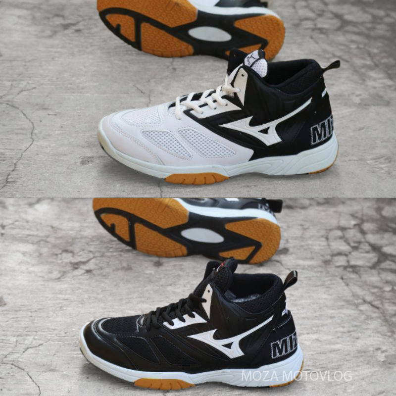 sepatu voli mizuno wave momentum jumbo big size 44-45-46
