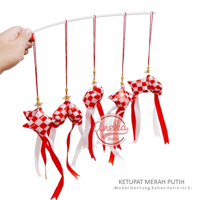 

isi 12 hiasan ketupat gantung merah putih / ketupat hiasan mobil / ketupat merah putih hut ri