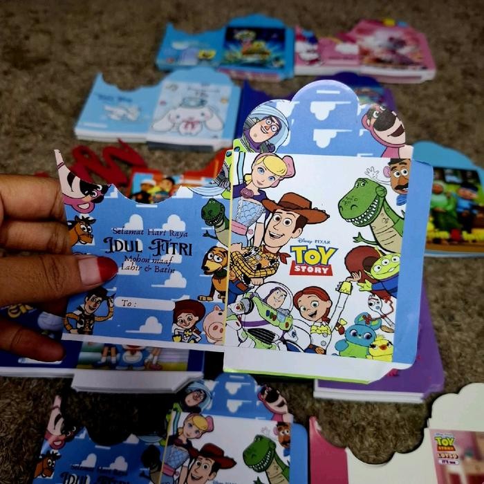 

MUMPUNG PROMO 1000 Lembar Amplop Lebaran Toys Story TERLARIS