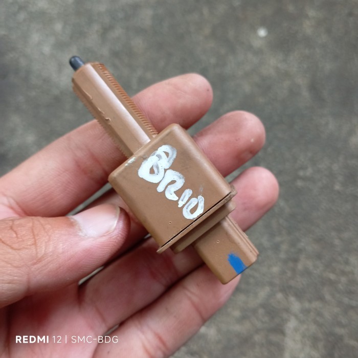 M28988 switch sensor pedal rem mobil Honda brio mobilio original copotan