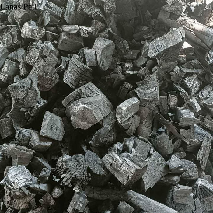 

arang Bakaran kayu dari kayu keras murah terlariss