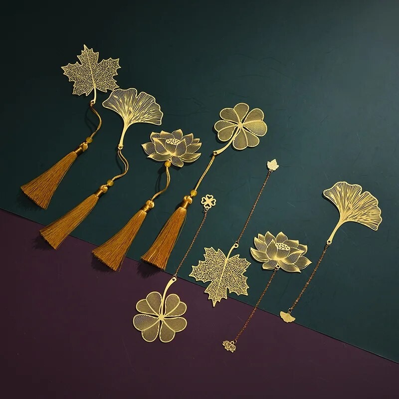

1pcs Student Chinese Style Stationery Retro Metal Bookmarks Hollow Ginkgo Biloba Maple Leaf Lotus Vein Book Marks Gifts