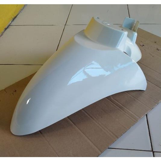 spakbor depan scoopy karbu putih 2010-2011-2012 spakbor depan scoopy karbu