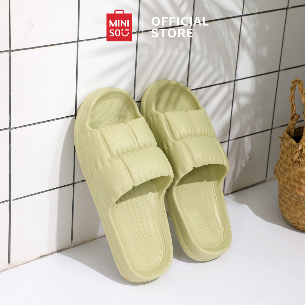 Original MINISO Sandal Wanita Terbaru Sendal Wanita Kekinian Dan Pria EVA Bathroom Slippers【Produk C