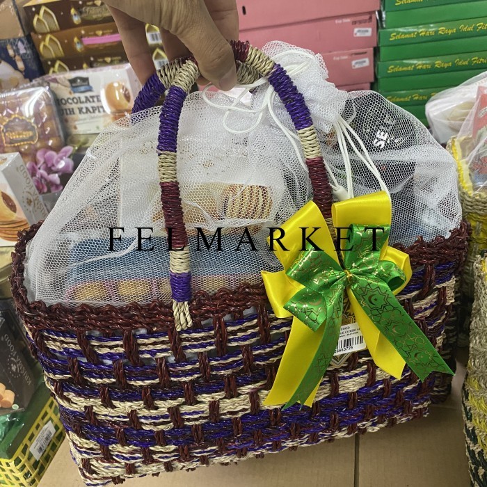 

Hampers Kue Kering Krisma Food / Kue Kering Lebaran / Pack