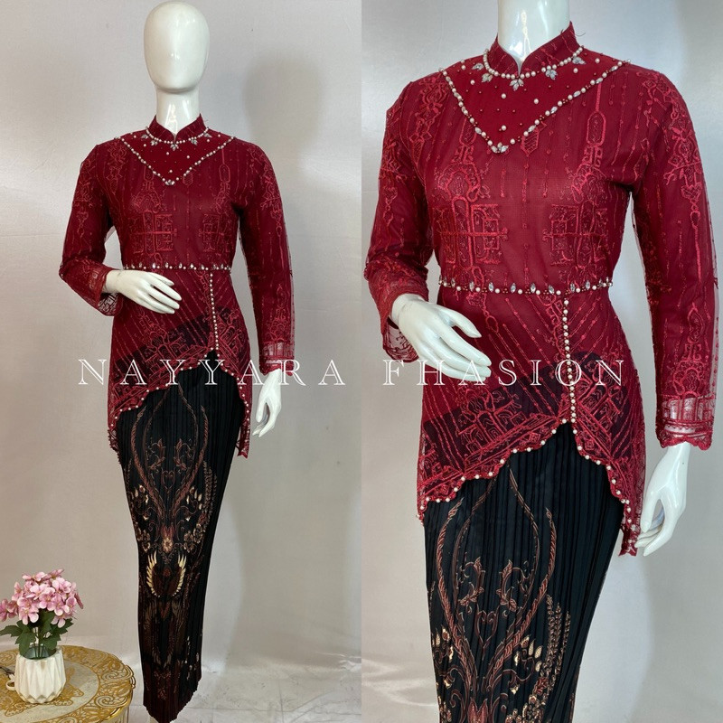 Kebaya Wisuda Kebaya Bridesmaid  Kebaya Modern  Kebaya Kutu Baru Kebaya Bali  Setelan Kebaya Brokat 