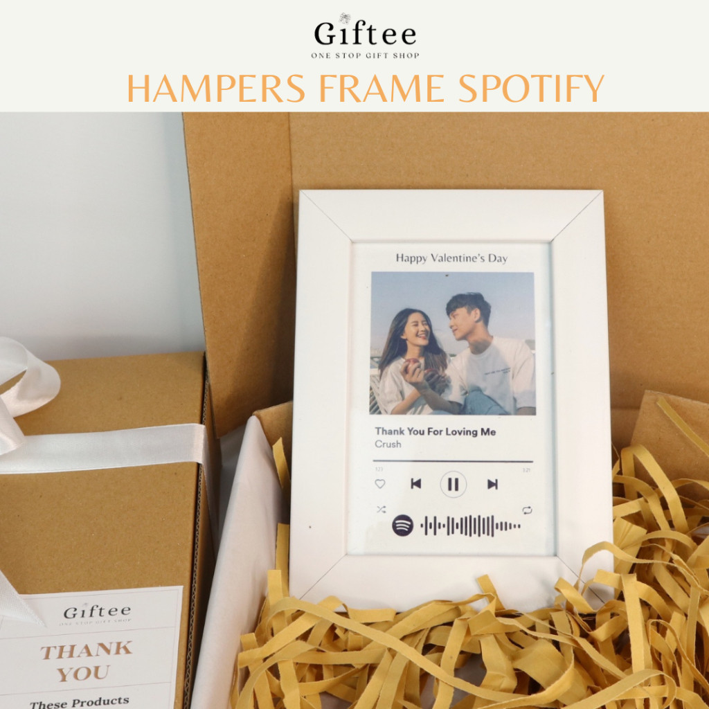 

HAMPERS SPOTIFY MUSIC FRAME CUSTOM BINGKAI MUSIK FOTO PIGURA FIGURA CETAK POLAROID KACA KADO HADIAH GIFT BOX ANNIVERSARY VALENTINE HARI KASIH SAYANG PASANGAN PACAR ULTAH ULANG TAHUN BIRTHDAY WISUDA GRADUATION WEDDING PERNIKAHAN CEWEK COWOK BY GIFTEE ID