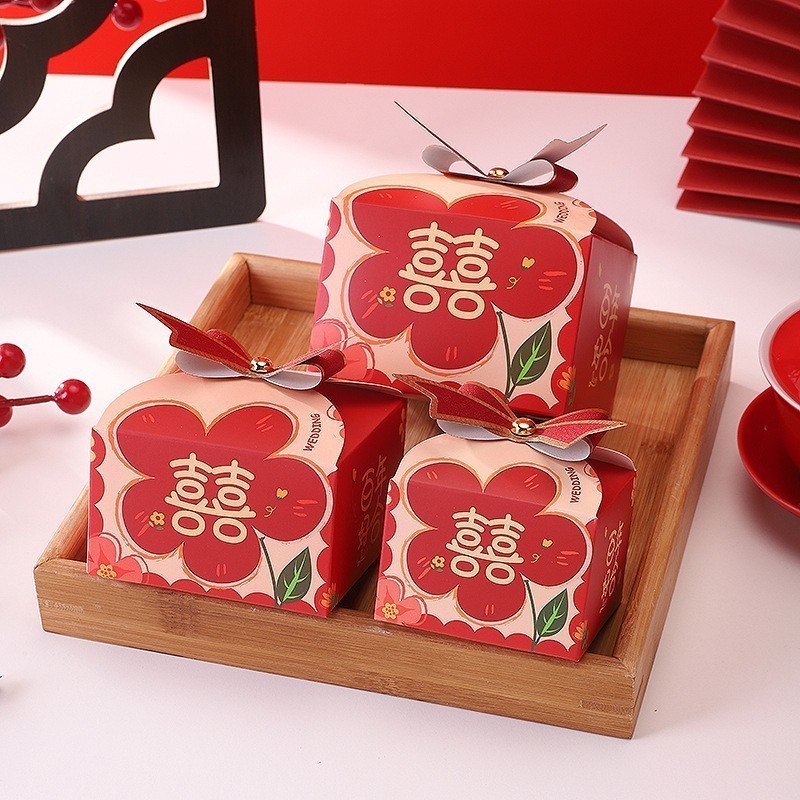 

(Yumi) Kotak Souvenir Wedding Sangjit 9x9x6cm Gift Box Souvenir Candy Box Kotak Permen Wedding Paper Bag Kado Wedding