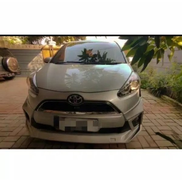 BAMPER BODY KIT bodykit Toyota Sienta modelista bodikit