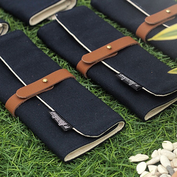 

✨LARIS✨ -Tempat Pensil Gulung / Lipat, Roll Up Pencil Case Blue Navy - Cokelat Tua