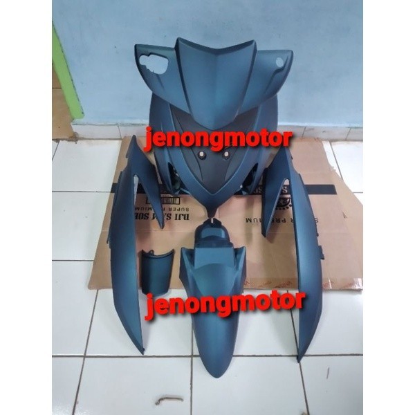 Cover full body halus vario 110 karbu lama Navy blue doff