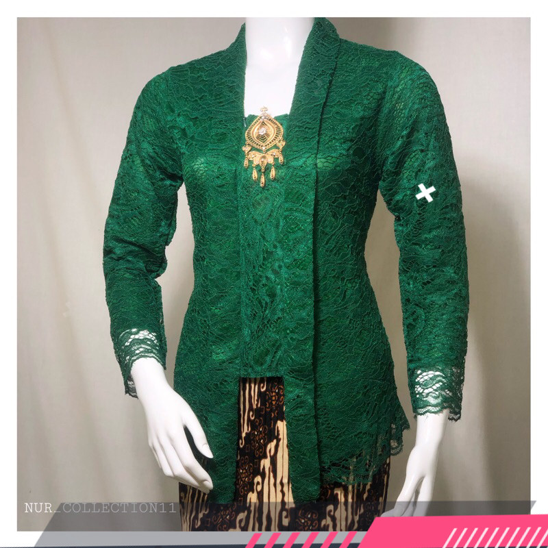 kebaya kutu baru / kutu baru brokat / kebaya wisuda / kebaya couple / kebaya modern