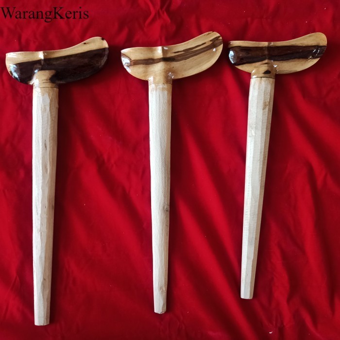 

Warangka Kayu Timo 5 antik