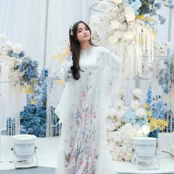 Fuji Dress by Vanilla Hijab - Putih, S