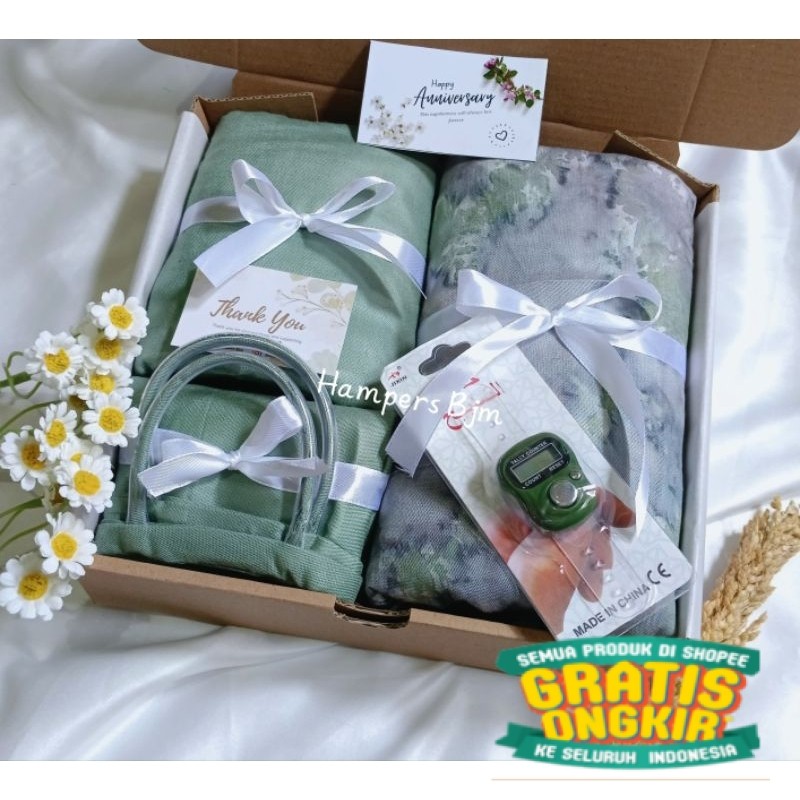

Hampers Mukena Murah | Hampers Pernikahan | Hampers Wedding/ New kado