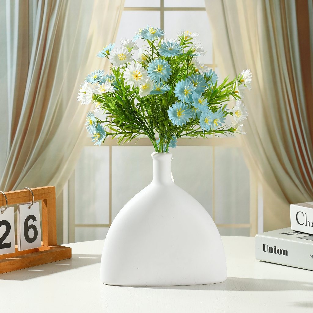 Set Bunga Plastik dan Vas/Bunga Hias Plastik Kamar/Kado Ulang Tahun Cewek/Hiasan Meja Aesthetic