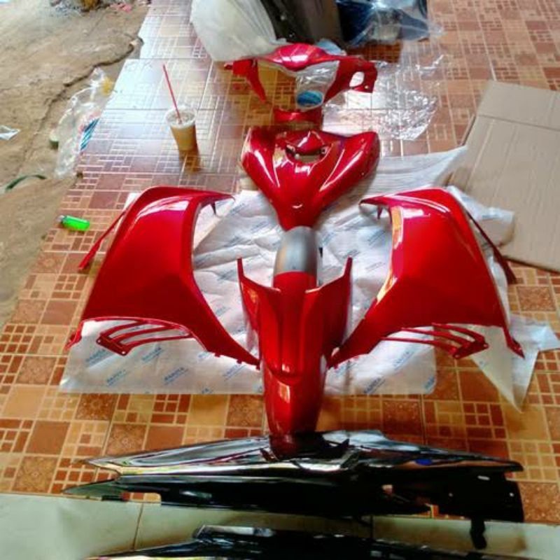 Cover body full body halus mx new 135/Lc 135 full merah plus striping + lampu depan