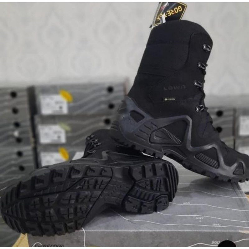 promo spesial Sepatu Lowa Zephyr Black Original
